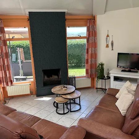 Zeester 227 Ferienhaus *